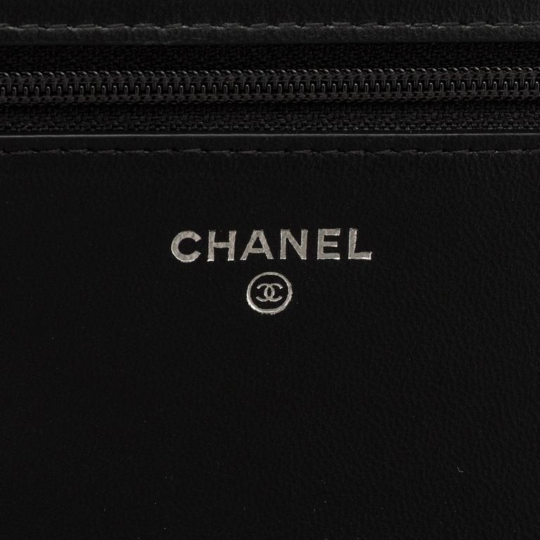 Bag, "Wallet on Chain", Chanel, 2015-16.