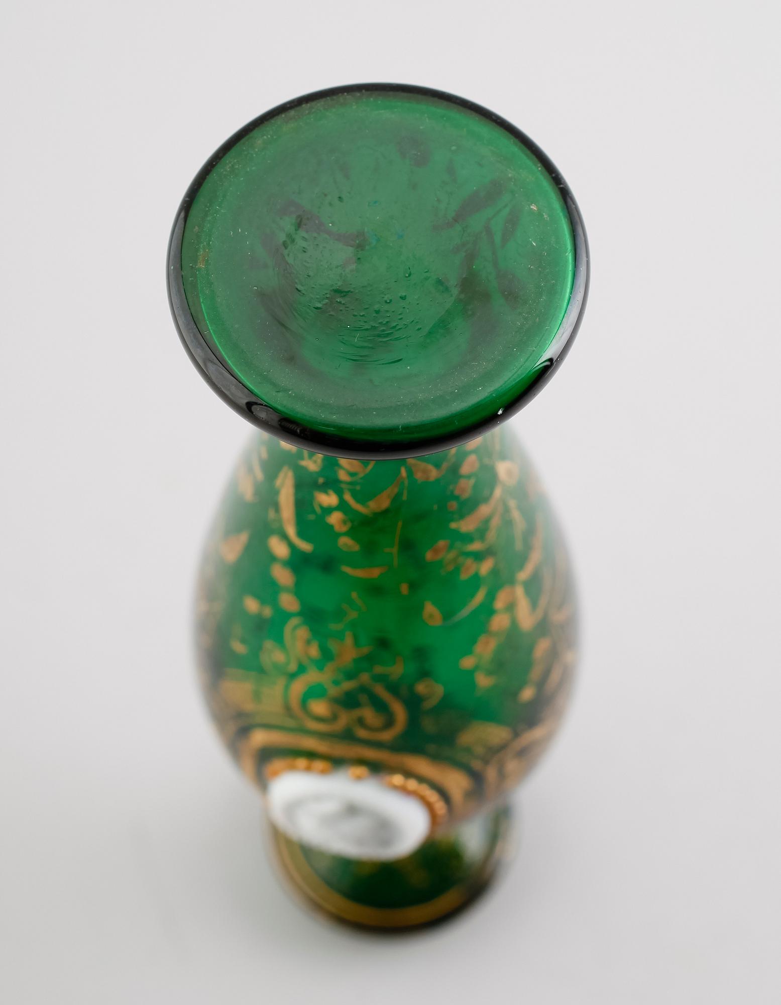 VAS, grönt glas, omkring år 1900.