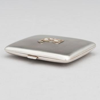 SAVUKERASIA, hopeaa, jossa 27. Jääkäripataljoonan risti. Suomalaiset tarkastusleimat, Helsinki 1928.