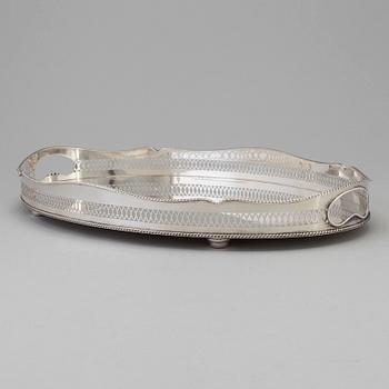BRICKA, nysilver, England, 1900-talets andra hälft.