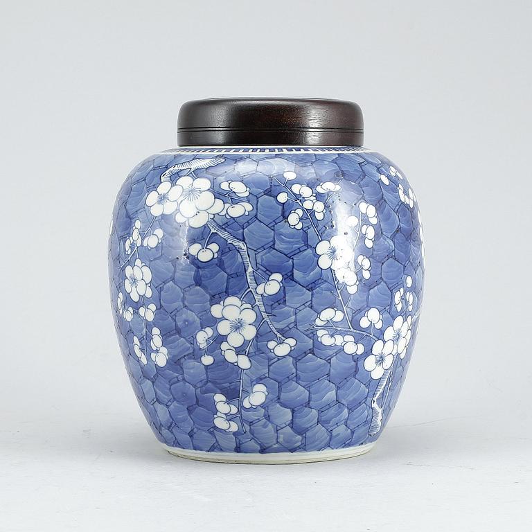 BOJAN, porslin, Kangxi-stil, Kina, 18/1900-tal.