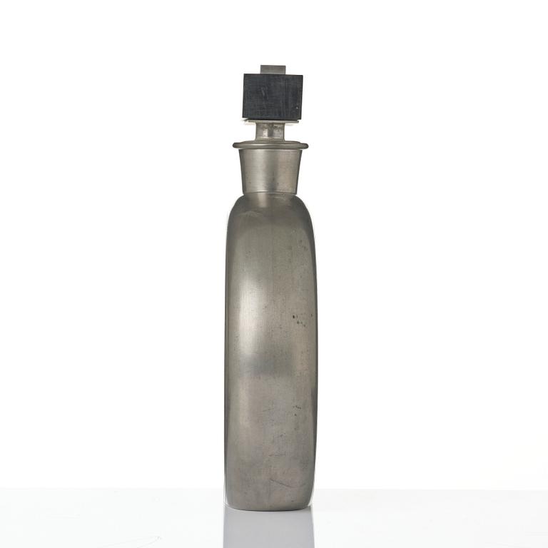 Sylvia Stave, Decanter, cigarette holder, and inkwell, C.G. Hallberg, Stockholm, 1930s.