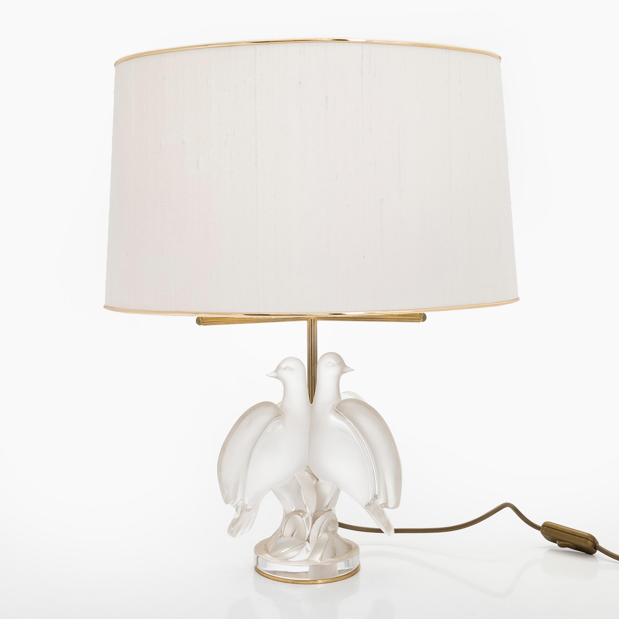 Lalique, an 'Ariane' table lamp, France, 20th century.