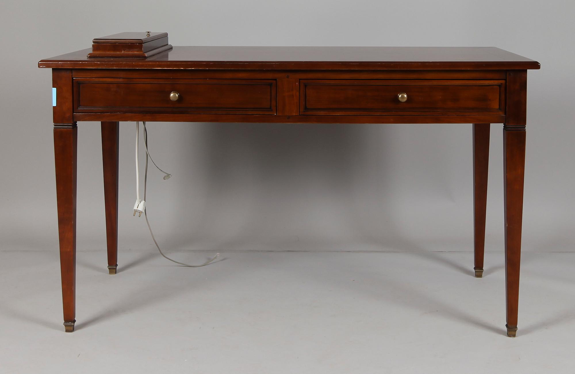 SKRIVBORD, Richelieu, Frankrike, 1900-talets andra hälft.