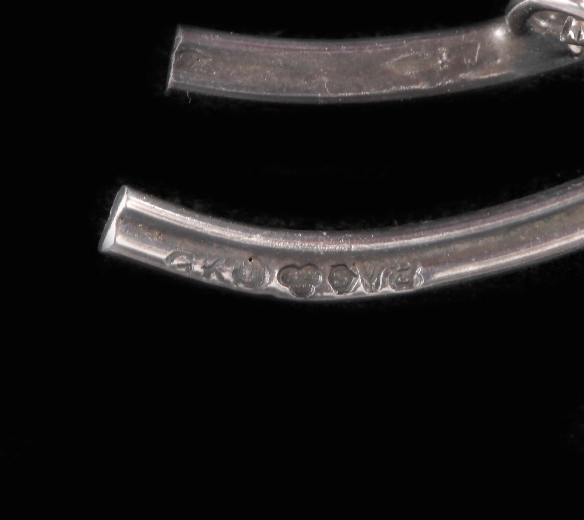 BROSCHER, 2 st, silver, G Kaplan, Stockholm, 1947 resp 1948. Vikt ca 23,3g .