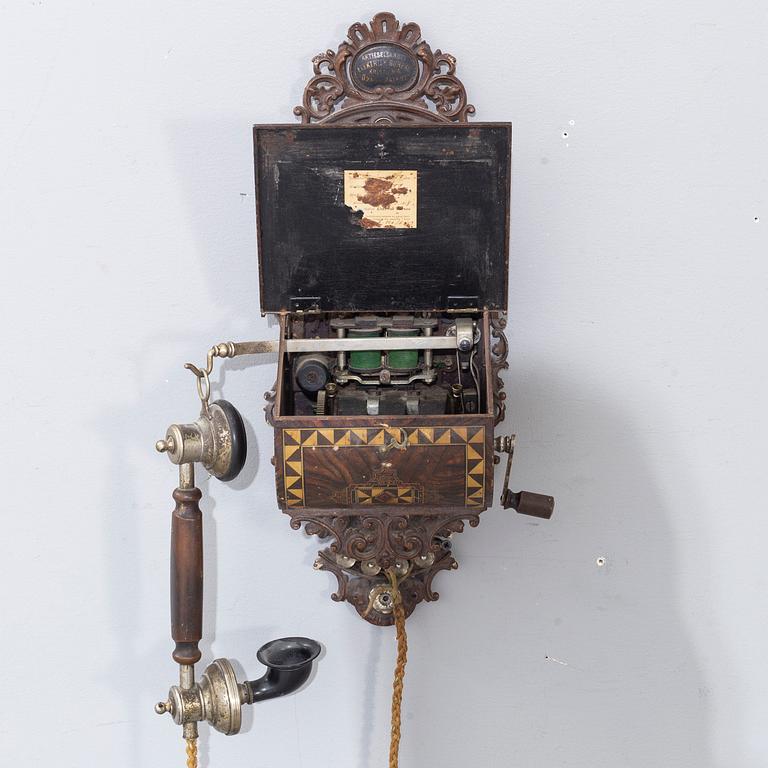 A Norwegian "Elektrisk Bureau" wall mounted telephone modell year 1898.