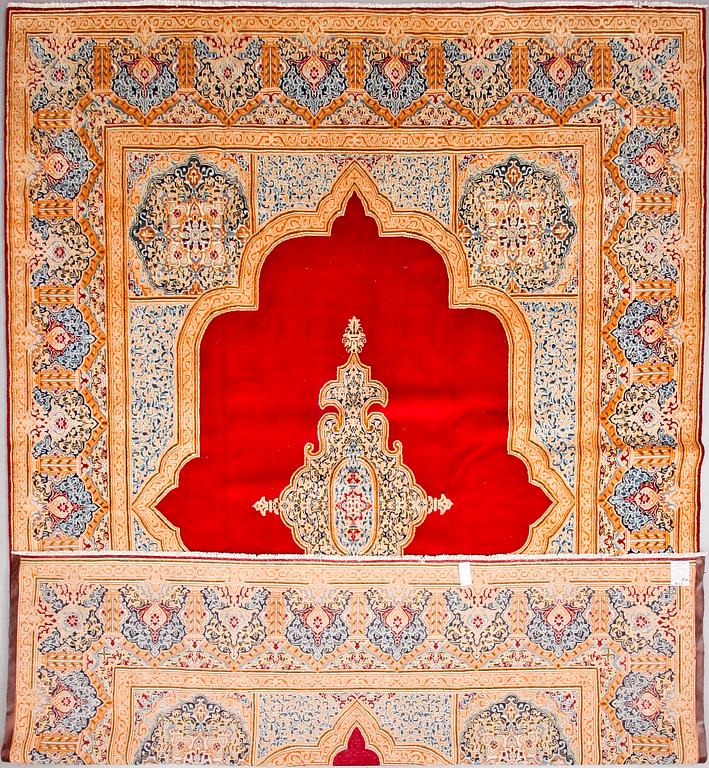 MATTA, Kerman. Ca 445 x 310.