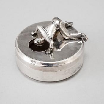 A plated silver box for cufflinks by Widerholm & Dahlberg in Eskilstuna, first half of the 20th century.