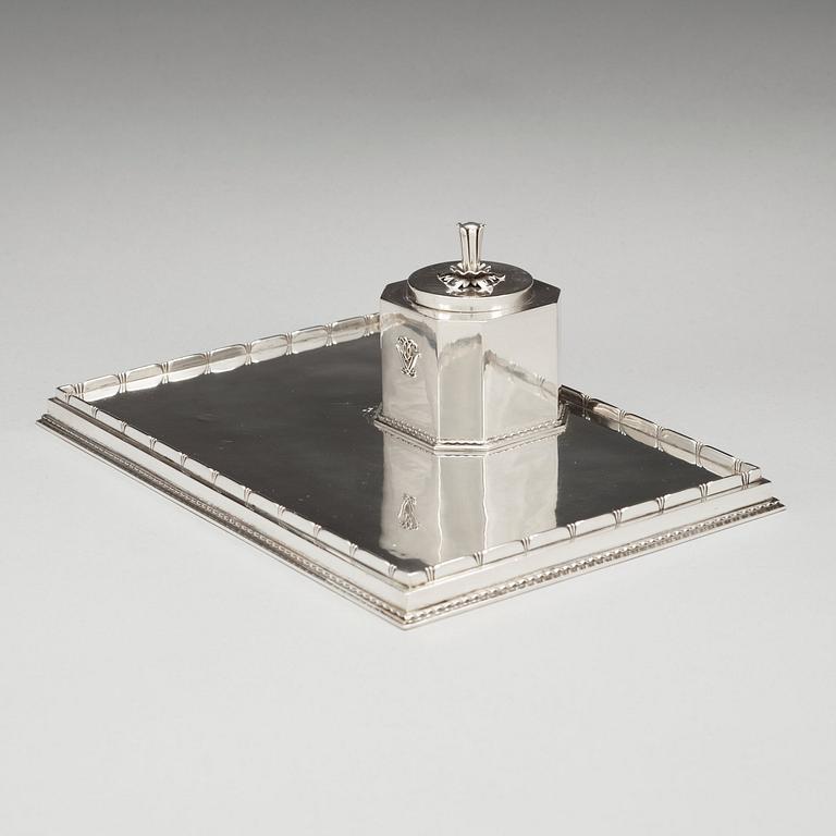 An Atelier Borgila silver desk stand with an ink-well, Stockholm 1927.