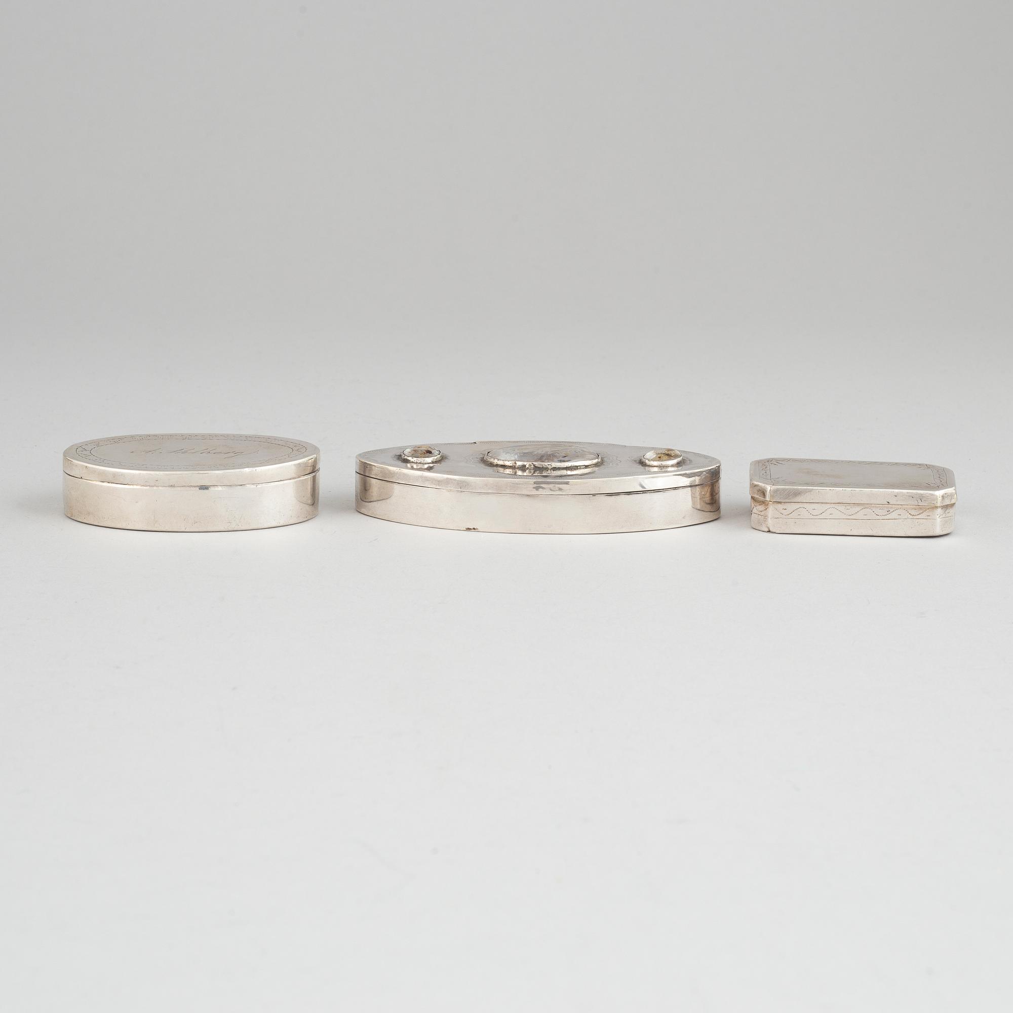 Three Swedish silver snuff boxes, 19th century.