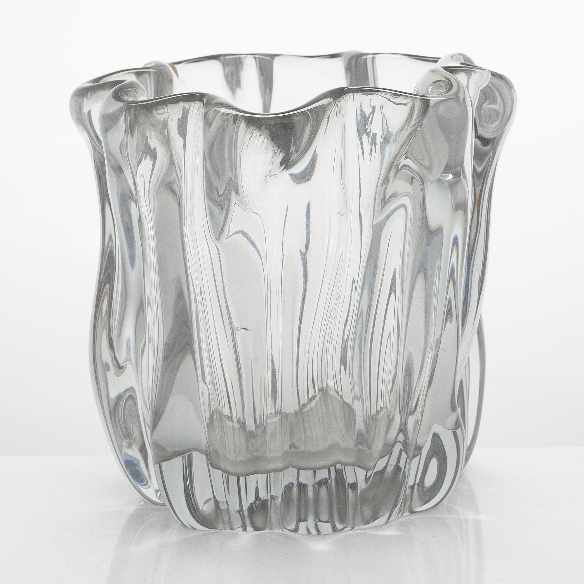 Tapio Wirkkala, a 'Kalvolan kanto' glass vase, signed Tapio Wirkkala - 3241.