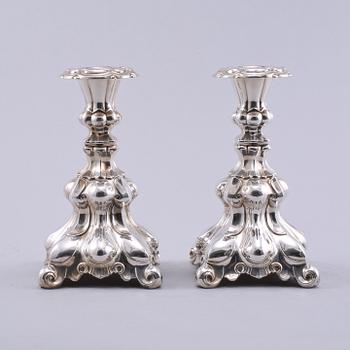 LJUSSTAKAR, ett par, silver, barockstil, Tavastehus, Finland, 1956.