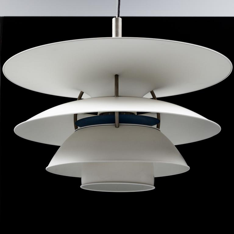 TAKLAMPA, "Charlottenborg PH 6,5, Ebbe Christensen, Sophus Frandsen och Poul Henningsen, Louis Poulsen, Danmark.