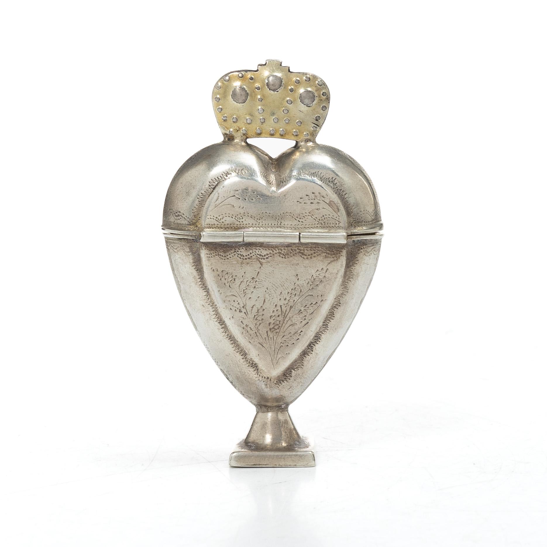 Scent box, silver, possibly mark of Elling Olai Johansen, Stavanger, Norway, 19th century.