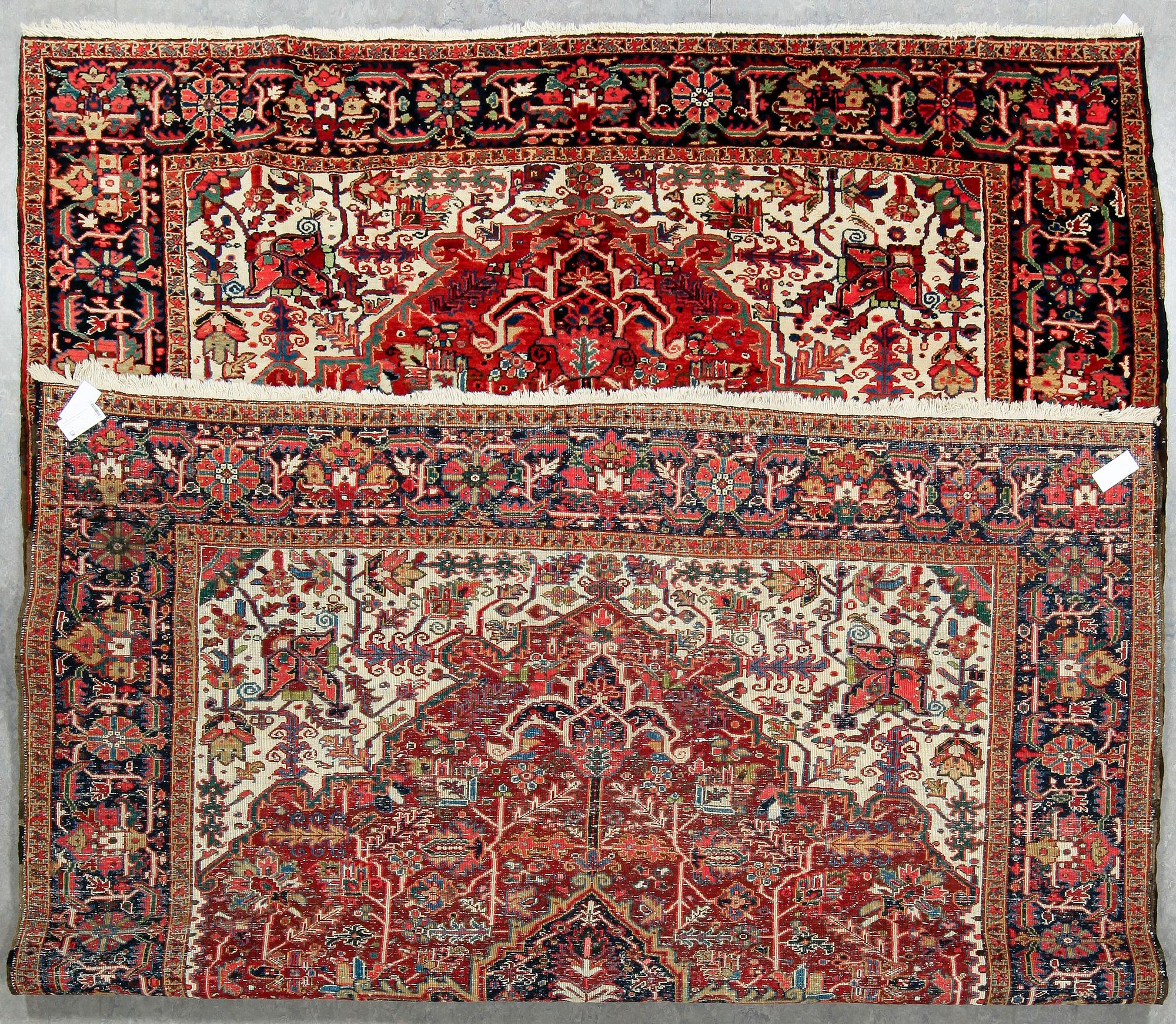 MATTA, semiantik/old Heris. Ca 340 x 249.
