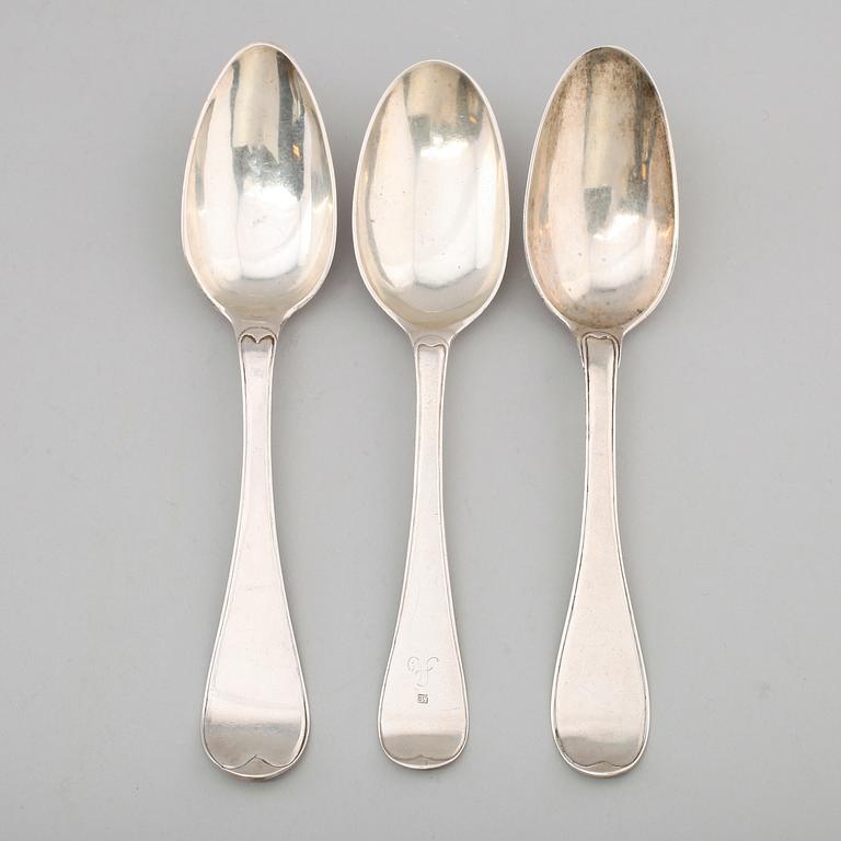 MATSKEDAR, 3 st, silver, svenska stämplar, omkring år 1800. Vikt ca 209 gram.