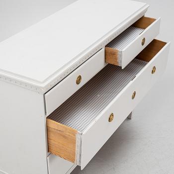 A 19th century chest of drawers.