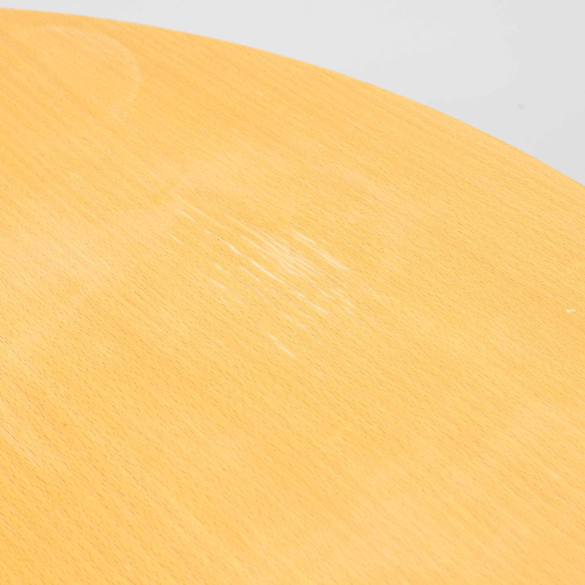 A 'Super circular table by Bruno Mathsson & Piet Hein, end of the 20th Century.