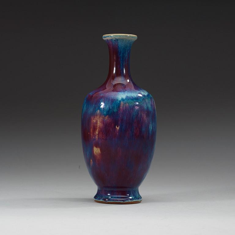 VAS, keramik. Qing dynastin (1644-1912).