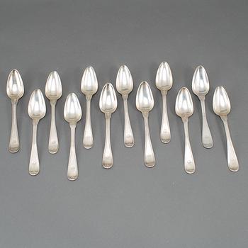 ID Blomsterwall, dessertskedar 12 st, silver, Göteborg 1825.