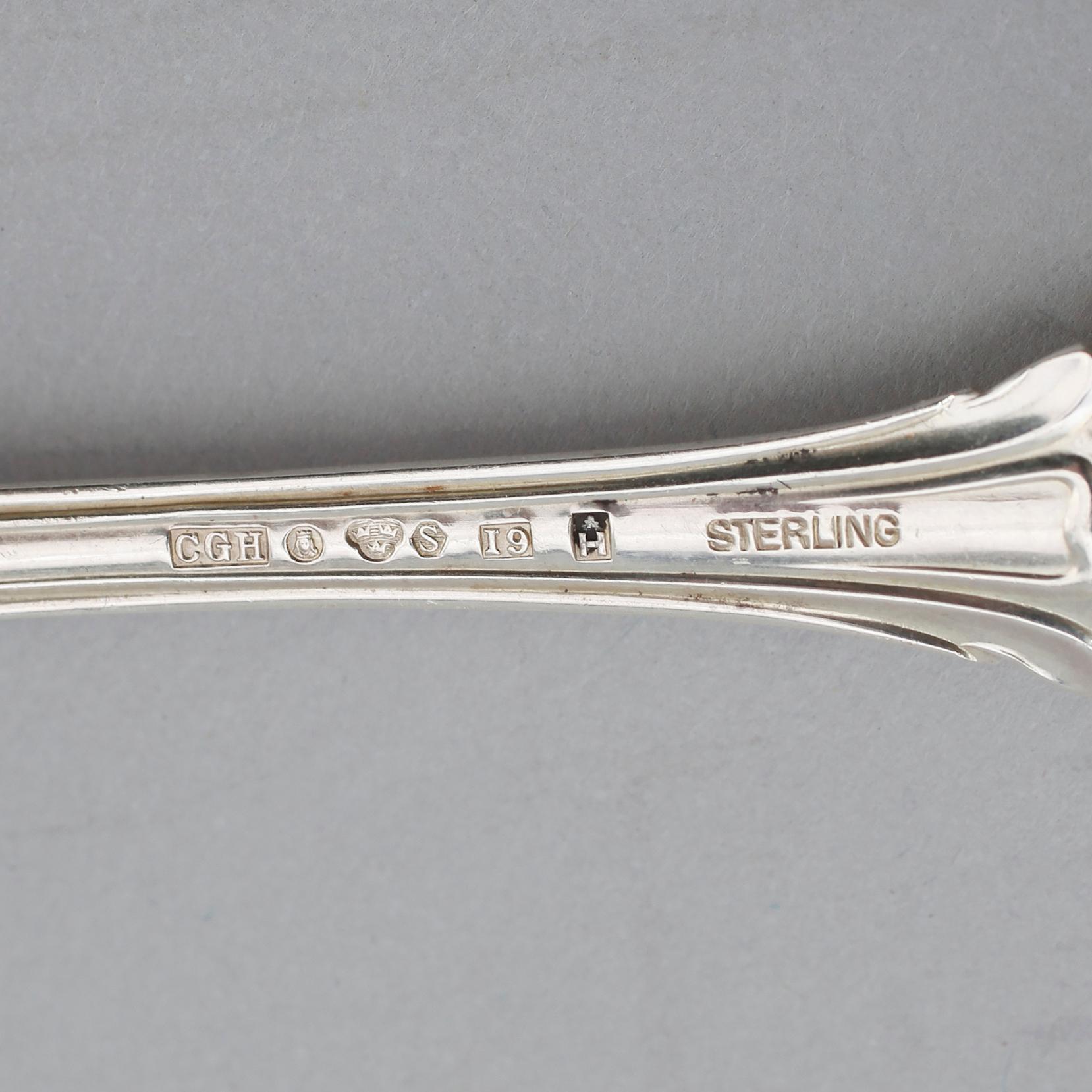BESTICK, 26 delar, "Olga", silver, C.G Hallberg, 1950-/60-tal. Vikt med stålblad ca 1510 g.