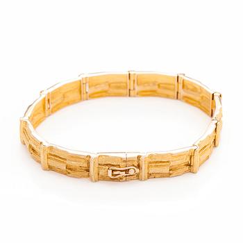 Björn Weckström, a 14K gold 'Cascade' bracelet for Lapponia 1974.