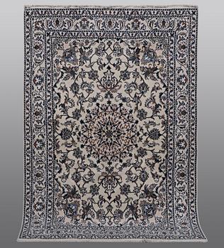 Matto, Nain, part, silk, ca 230 x 158 cm.