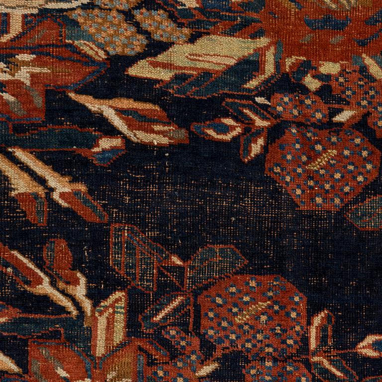 Matto, "Gol Farang" -kuvio, mahdollisesti Afshar, n. 146 x 127 cm.