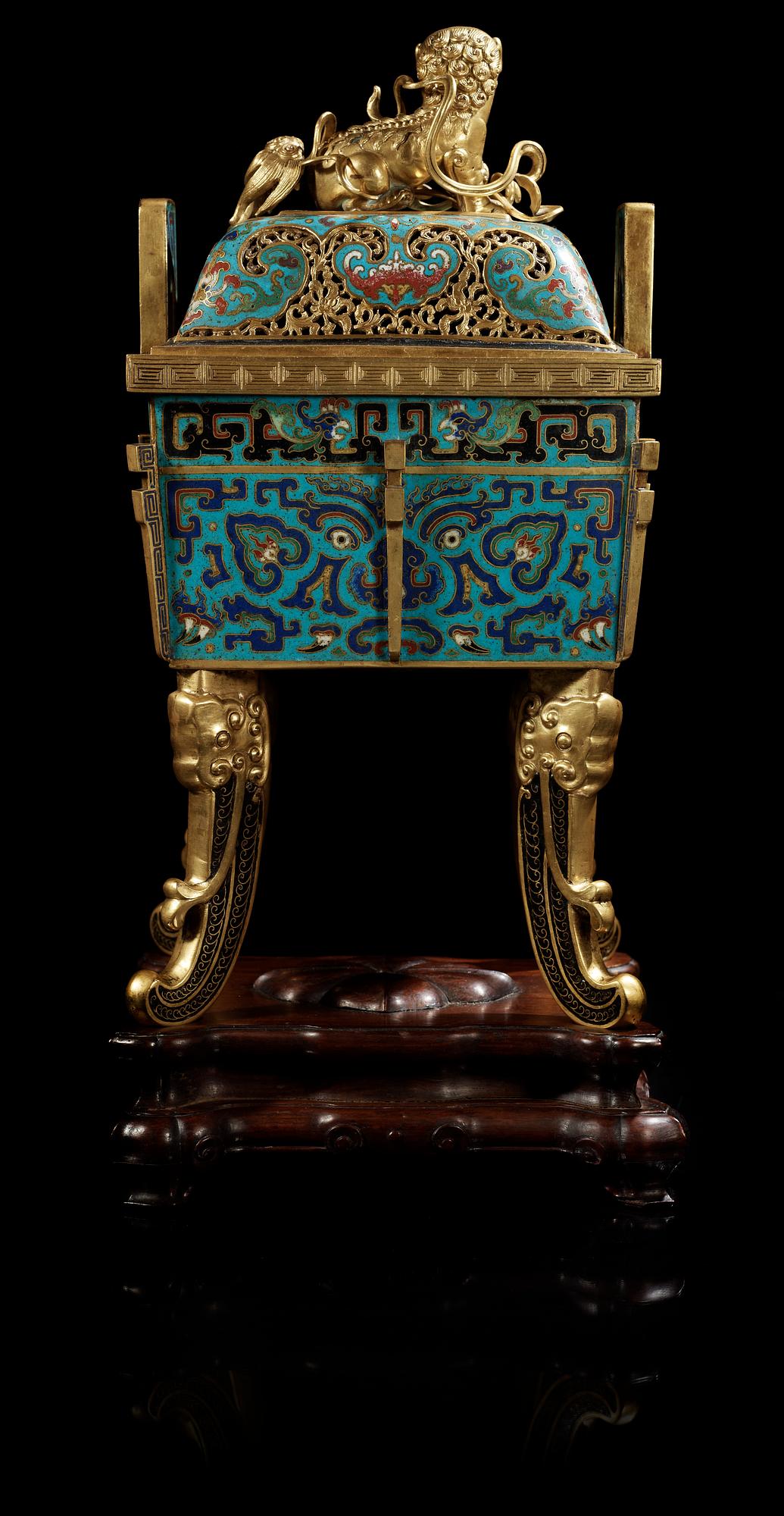 A cloisonne censer with cover, Qing dynasty, Qinalong (1736-95).