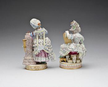 FIGURINER, 2st. porslin, Meissen-liknande märkning. Trol 1900-tal.