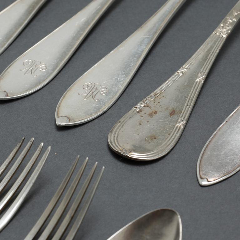 24 pieces of silver cutlery, mostly Sweden, 19th and first half of the 20th century.