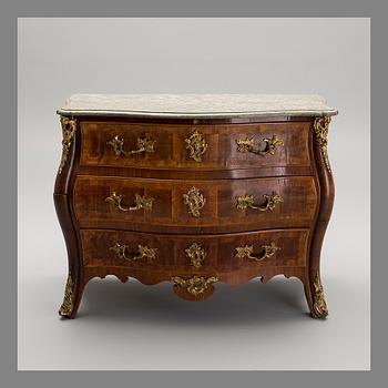 A CHEST OF DRAWERS, Rococo, 18th century, Sweden.