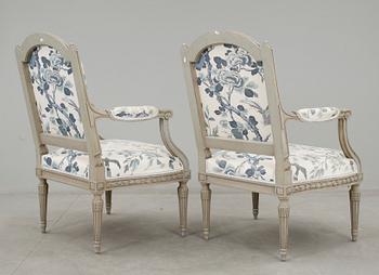 KARMSTOLAR, ett par, Louis XVI-stil, sent 1800-tal.