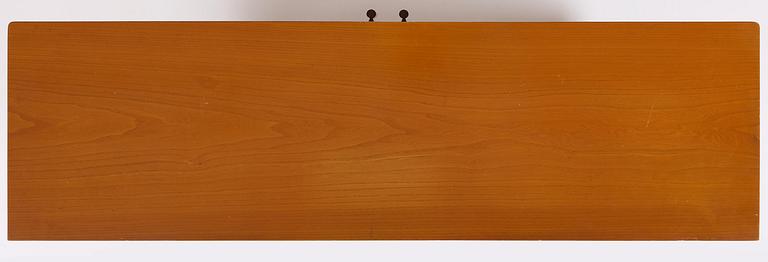 Nordiska Kompaniet, an elm veneered cabinet, Sweden, 1930s-40s.