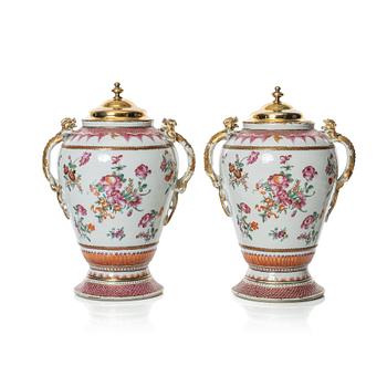 987. A pair of famille rose jars with gilded silver covers, Qing dynasty, Qianlong (1736-95).