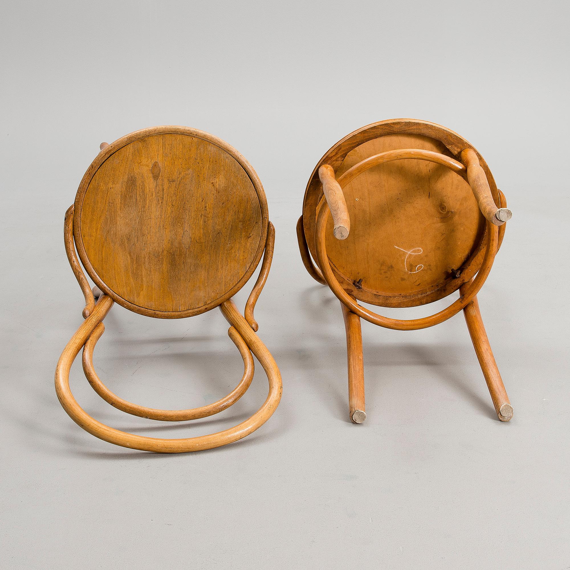 TWO RUSSIAN EARLY 20TH CENTURY CHAIRS.