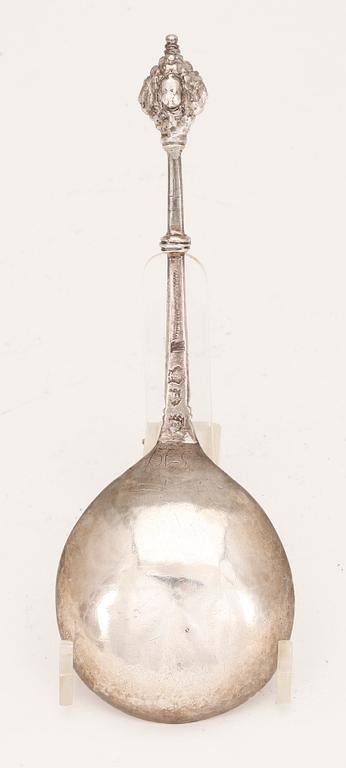 SUPSKED, silver, otydlig mästarstämpel, Stockholm 1705. Vikt ca 41 gram.