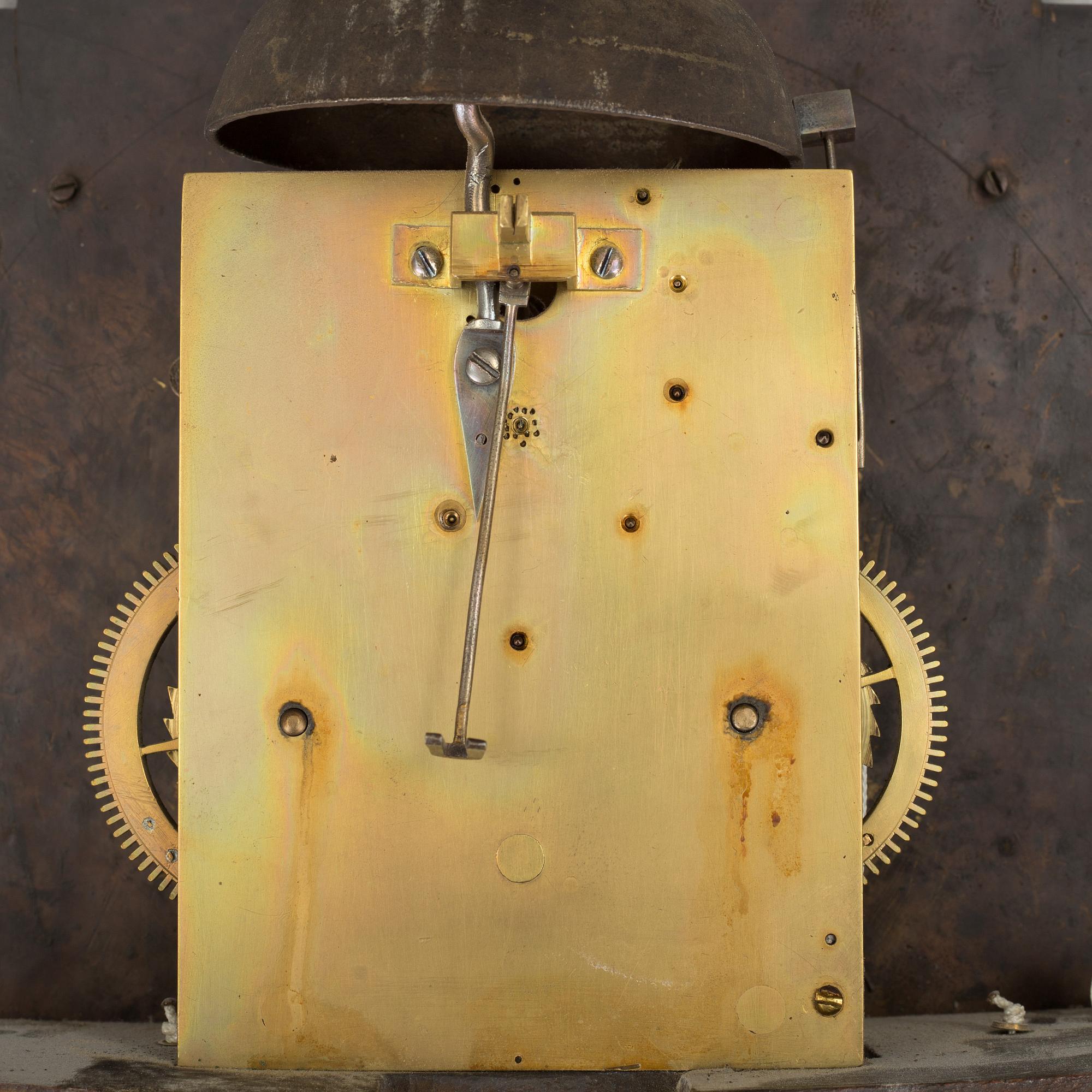 A WALNUT LONGCASE CLOCK, Benjamin Stretch, Bristol, 18th century.