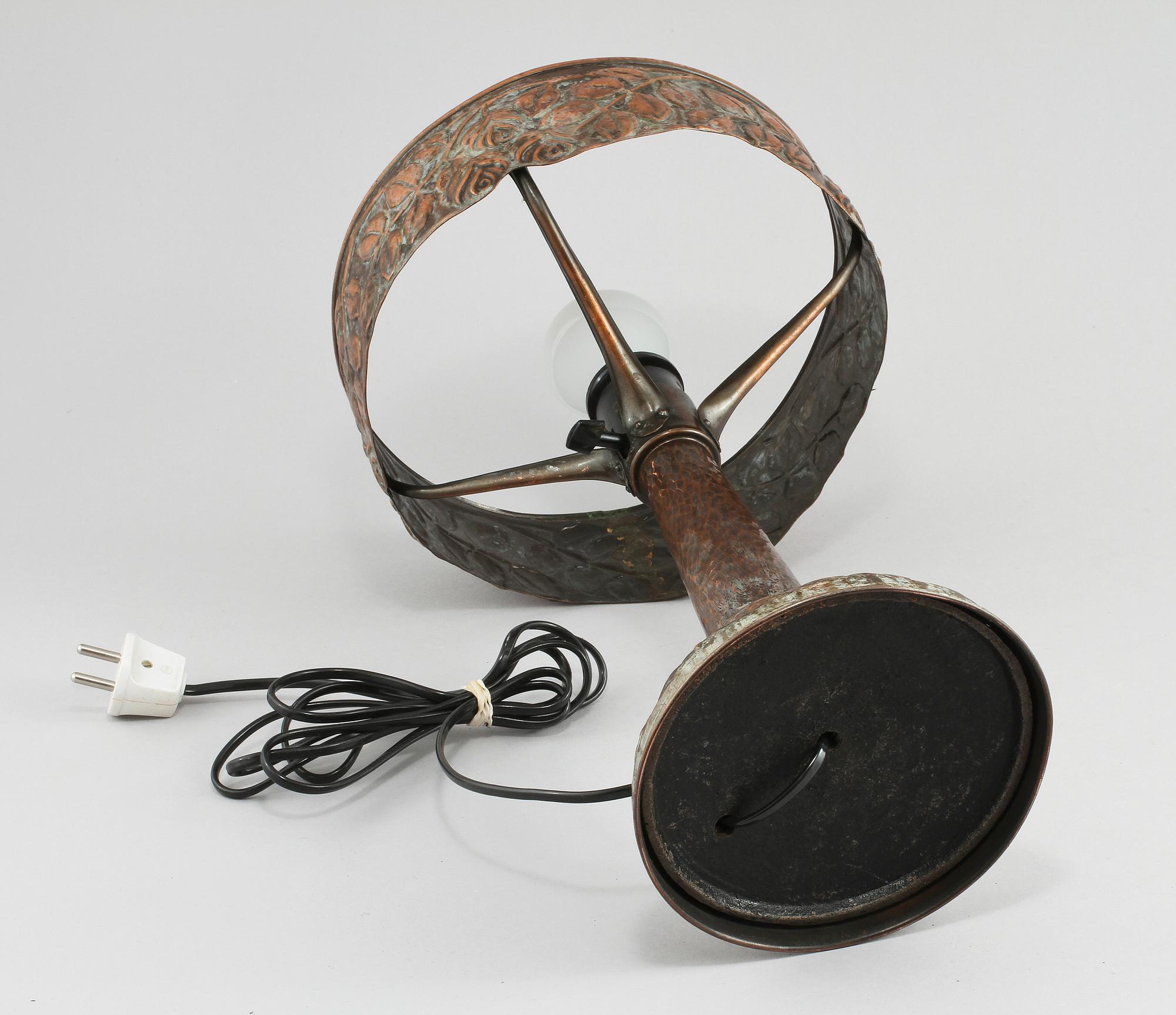 LAMPFOT, jugend, 1900-talets början.