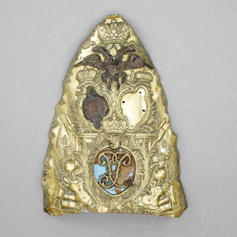 MÖSSPLÅT, till paradmitra, för Peter III livgrenadjärer förgylld mässing, Ryssland, 1756-62.