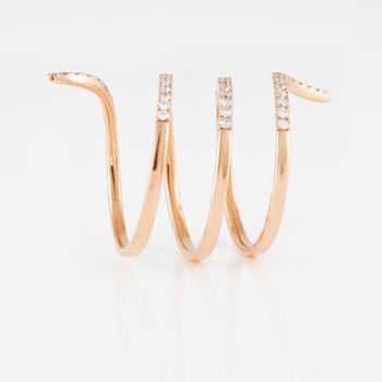 RING, 18K roséguld med briljantslipade diamanter ca 0.85 ct. Vikt 4,5 gram.