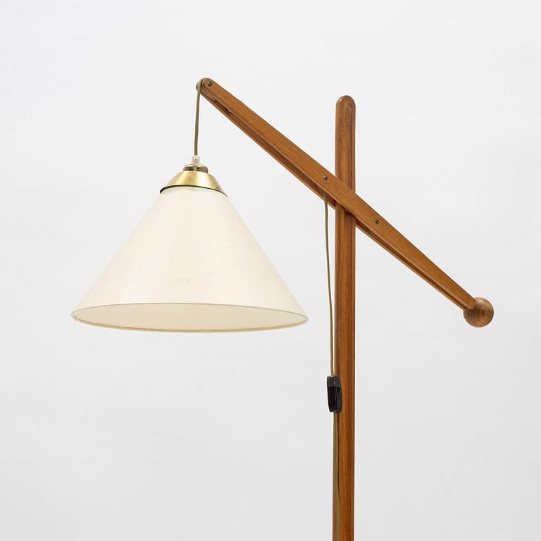 Golvlampa, Le Klint, modell 325, 1900-talets andra hälft.