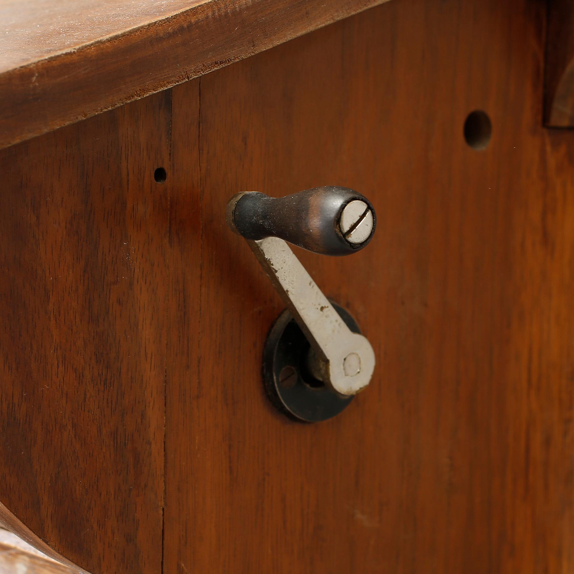 VÄGGTELEFON, Telegrafverkets verkstad, Nynäshamn, 1900-talets början.