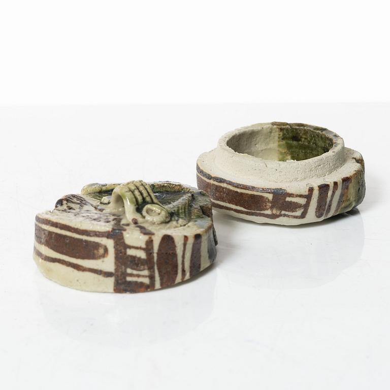 Dosa med lock, stengods, Japan, 1900-tal.