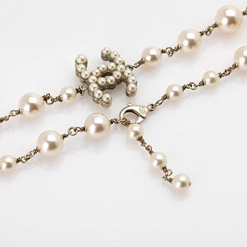 Chanel, Collier.