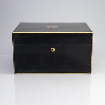 An Antique travellingbox/dressing case, marks of  Fitzmaurice West, London 1870.