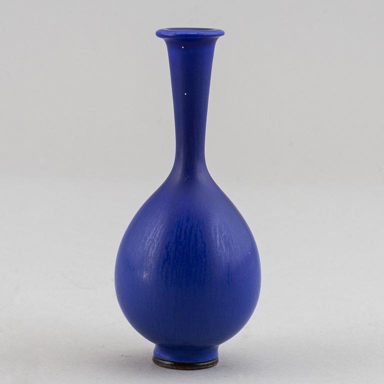 Berndt Friberg, two stoneware vases, Gustavsberg studio, Sweden, one dated 1955.
