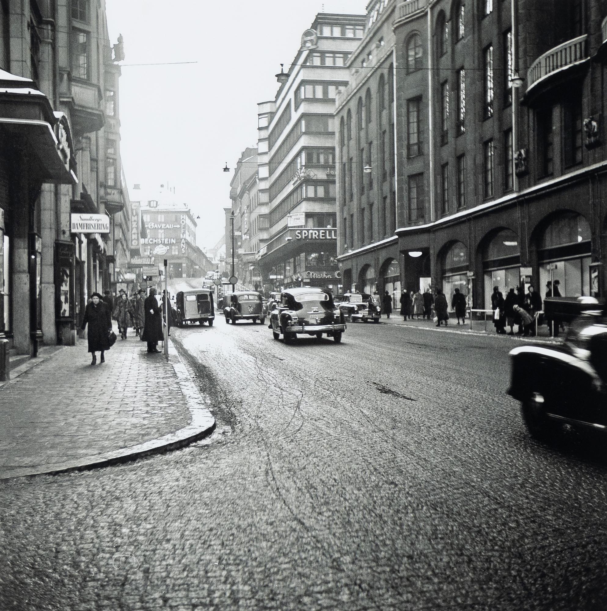 Åke Lange, "Hamngatan 1930/40-tal".
