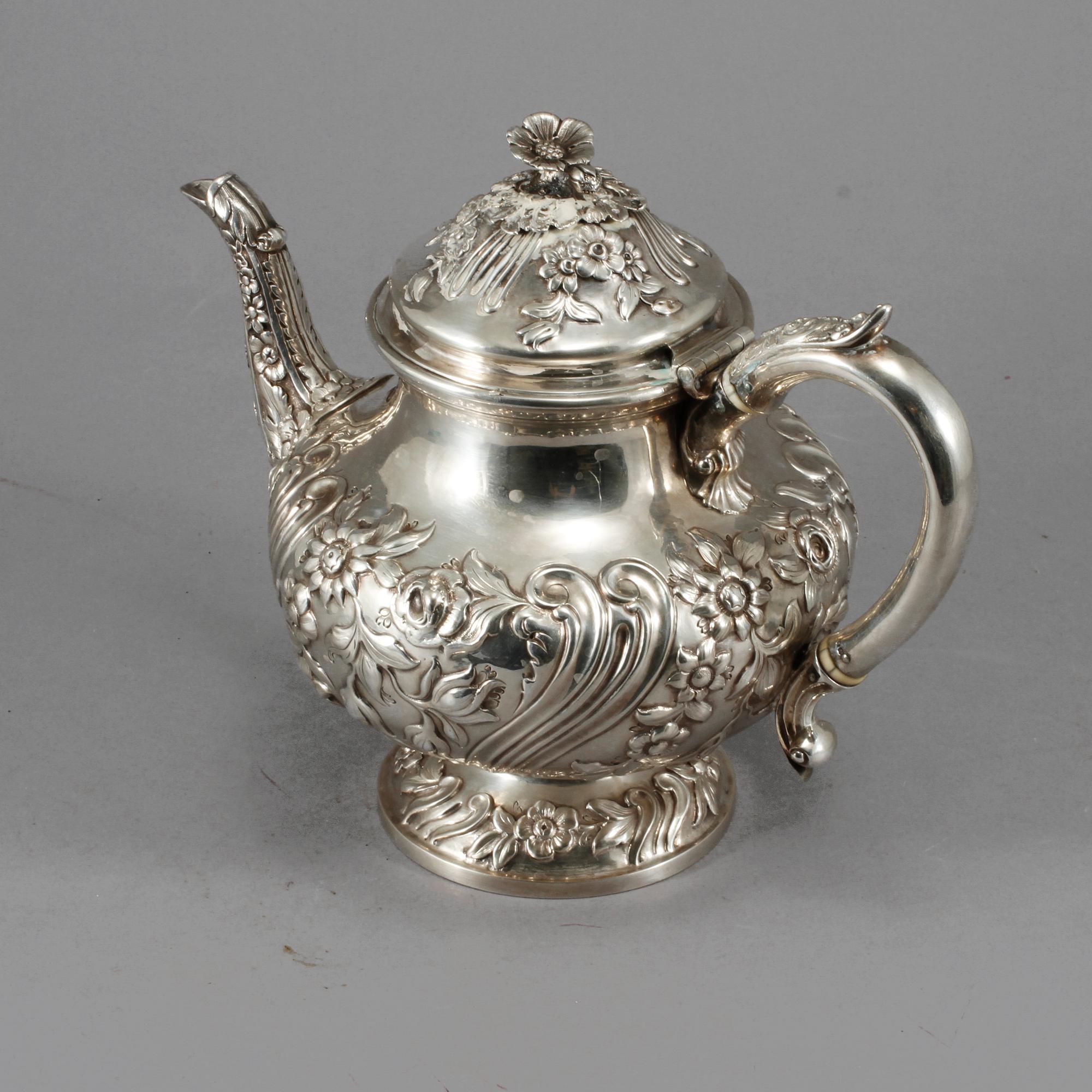 KANNA, silver, oidentifierad mästare J.A, London, England, 1852. Vikt 903 gram.