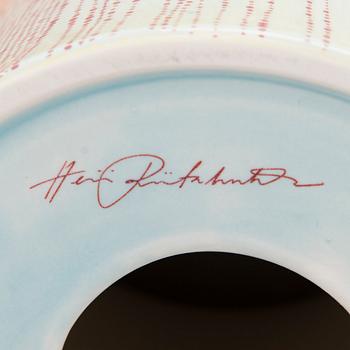 HEINI RIITAHUHTA, veistos/tarjoilumalja, "Sieni", posliinia, signeerattu Heini Riitahuhta.